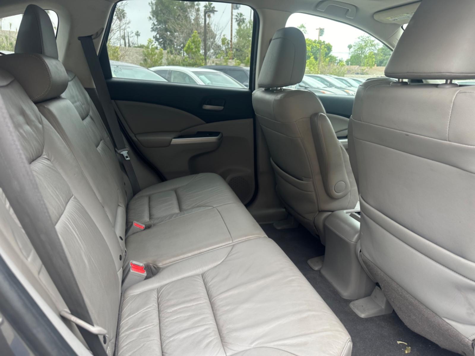 2012 Gray /Gray Honda CR-V LEATHER (2HKRM3H74CH) with an 4 Cylinder engine, Automatic transmission, located at 30 S. Berkeley Avenue, Pasadena, CA, 91107, (626) 248-7567, 34.145447, -118.109398 - Photo #5